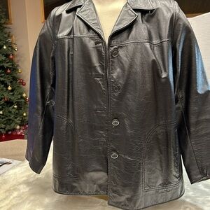 Colebrook & Co. Black Leather jacket Size 1X with front buttons and pockets